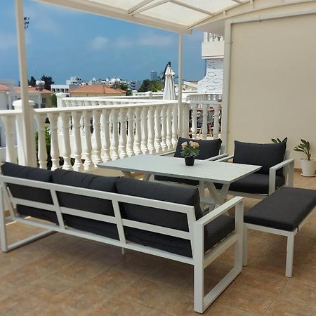 Nissi Golden Sands Sea View 2 Bedroom Apartment Aya Napa Dış mekan fotoğraf