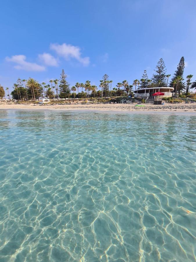 Nissi Golden Sands Sea View 2 Bedroom Apartment Aya Napa Dış mekan fotoğraf