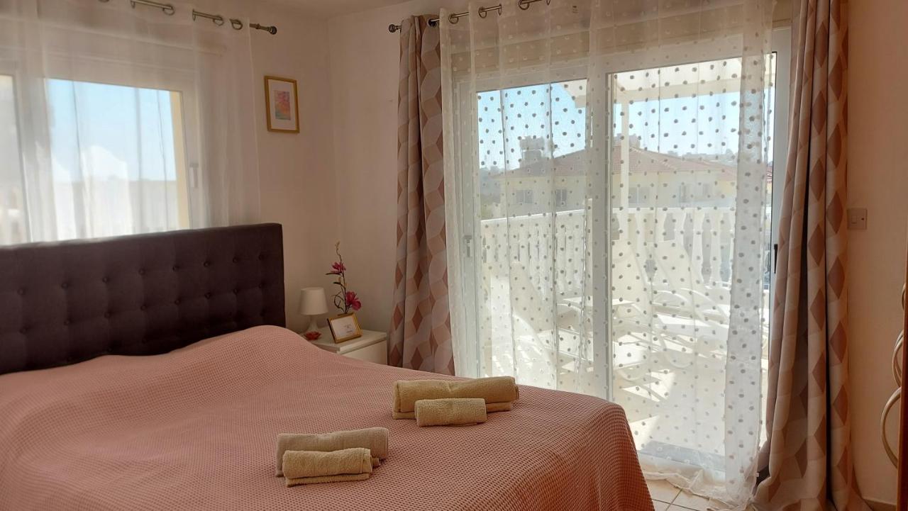 Nissi Golden Sands Sea View 2 Bedroom Apartment Aya Napa Dış mekan fotoğraf