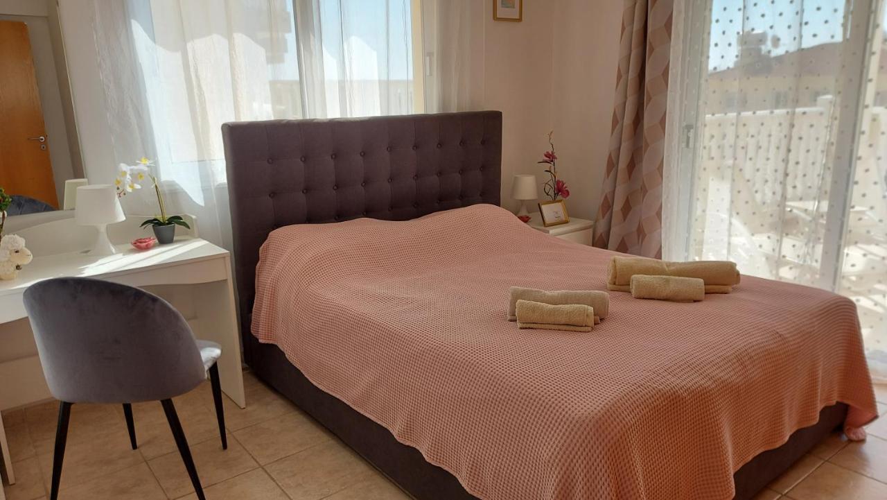 Nissi Golden Sands Sea View 2 Bedroom Apartment Aya Napa Dış mekan fotoğraf